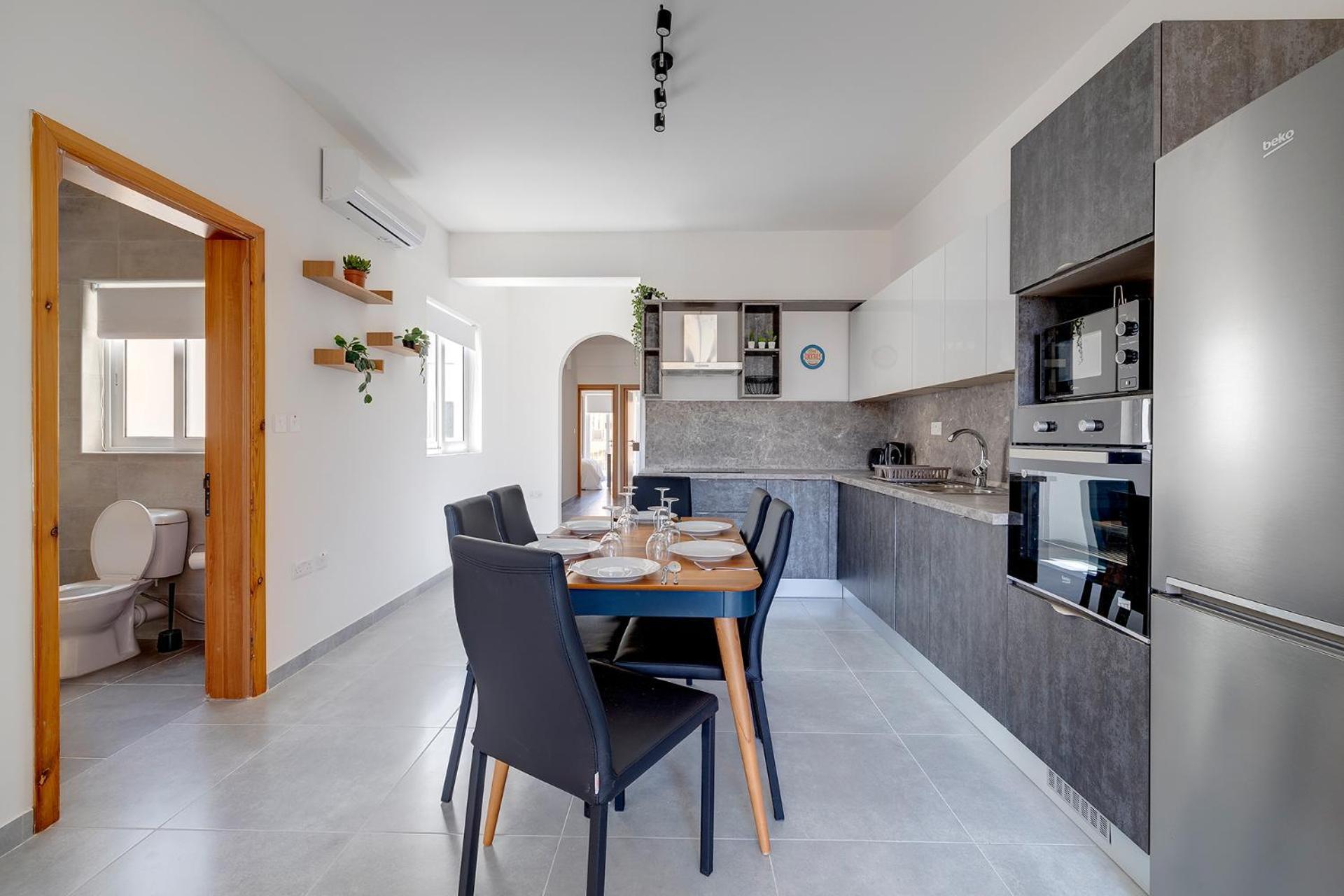 Contemporary 3br Retreat In Prime Apartment Sliema